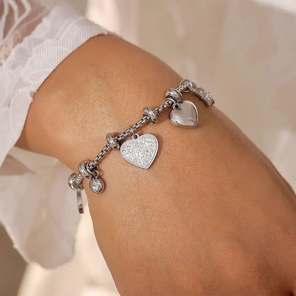 Gold | Silver | Charm Bracelet 🌙⭐❤️ | Heart, Moon & Star Crystal Dangle Bangle