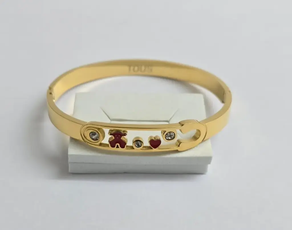 Bear & Heart Charm Bracelet – Anti-Tarnish ❤️🐻✨