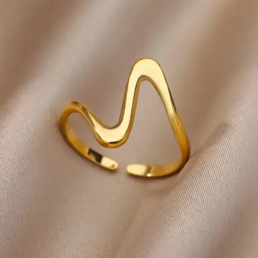 Gold Wave Ring 🌊💛 | Adjustable Minimalist Statement Band
