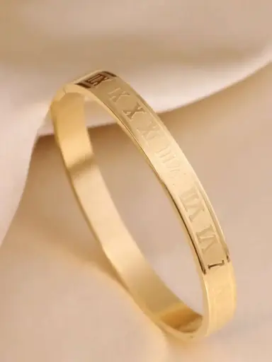 Golden Roman Numeral Bracelet ⌛✨