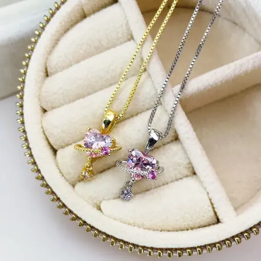 Heart Crystal Pendant Necklace – Gold | Silver 💖✨