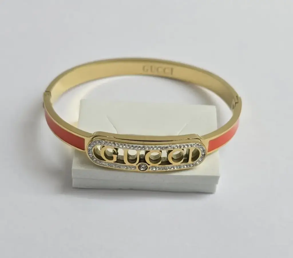 Golden Red Enamel Designer-Inspired Bracelet – Anti-Tarnish ✨🔥